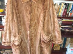 Haina din blana de vulpe